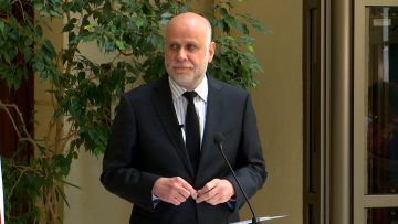 161123C01 DECLARACIONES DEL MINISTRO ELIZALDE EN EL CONGRESO 03