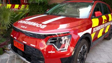 20112310 BOMBEROS PRESENTA PRIMEROS VEHÍCULOS ELÉCTRICOS 13