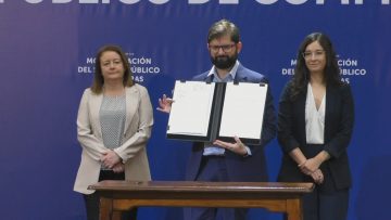 28112302 PRESIDENTE PROMULGA LEY QUE MODERNIZA EL SISTEMA DE COMPRAS PÚBLICAS 03