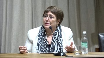 28112314 EXPRESIDENTA BACHELET PRESENTA 4° MONITOREO DE LA LEY IVE 08