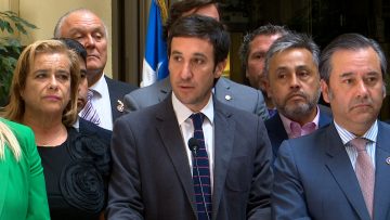 131223C06 CHILE VAMOS Y REPUBLICANOS ANUNCIAN AC EN CONTRA DE MONTES 01