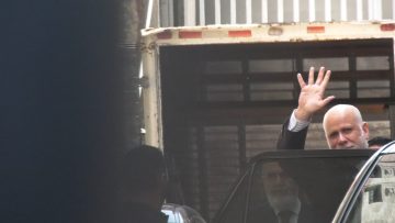 16102310 APOYOS MINISTRO ELIZALDE CATEDRAL-SALIDA 04