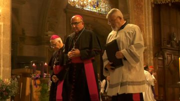 16122305 APOYOS POSESIÓN DE MONSEÑOR RICARDO CHOMALÍ DE LA ARQUIDIÓCESIS DE SANTIAGO 05