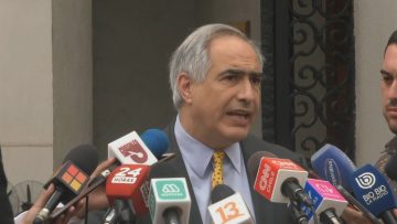 27122310 DECLARACIONES DEL SENADOR CHAHUÁN EN LA MONEDA 02