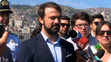 291223V01 AUTORIDADES INSPECCIONAN PLATAFORMAS PARA AÑO NUEVO 01