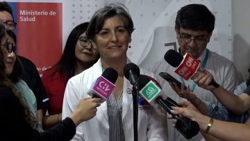 01012409 PUNTO DE PRENSA MINISTRA DE SALUD PRIMER NACIMIENTO EN LA RM 02