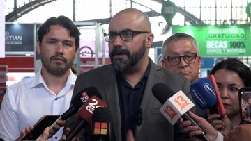 02012412 AUTORIDADES DAN ANUNCIOS SOBRE PROCESO DE POSTULACIÓN A BECAS 03