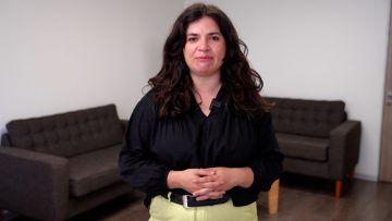 03012402 MINISTRA ANTONIA ORELLANA POR PAES (01)