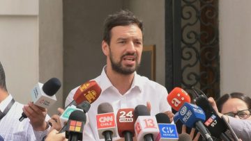 16012404ALCALDE VODANOVIC SOBRE FORMALIZACIÓN DE CATHY BARRIGA 10
