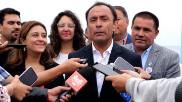 24012411 MINISTROS SOBRE CAMPAÑA LAS PLAYAS SON TUYAS TODO EL AÑO 01