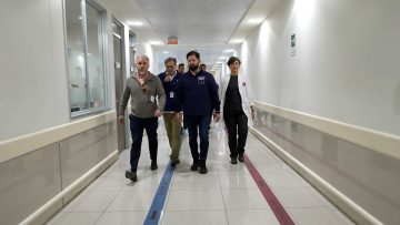 04022409 VISITA PRESIDENTE BORIC AL HOSPITAL GUSTAVO FRICKE 01