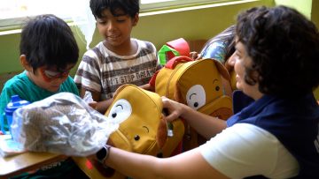 04022419 APOYOS ENTREGA DE KITS PARA NIÑOS Y NIÑAS EN ALBERGUES 14