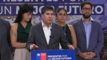 05022415 AUTORIDADES TRAS COMITÉ DE AYUDAS TEMPRANAS 03