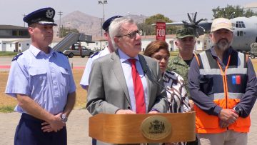 06022409 MINISTRO DE RELACIONES EXTERIORES RECIBE AVIÓN DE MÉXICO CON AYUDA 1 (1)