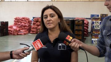 07022402 MINISTRA DE BIENES NACIONALES VISITA CENTRO DE ACOPIO 1