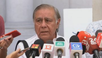 12022409 PRESIDENTE DEL PL EN LA MONEDA 01 (1)
