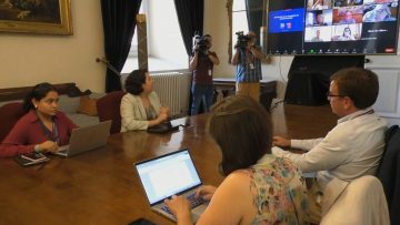 13022405 MINISTRA TORO Y REUNIÓN CON DELEGADOS EN LA MONEDA 02