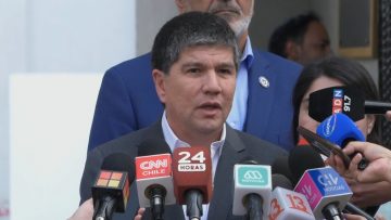 20022402 SUBSECRETARIO MONSALVE SE REÚNE CON MIEMBROS DE LA ANFP 02