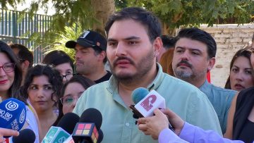 02032407 AUTORIDADES DEL FRENTE AMPLIO INFORMAN SOBRE ELECCIONES Y PLEBISCITO POR UNIFICACIÓN 01