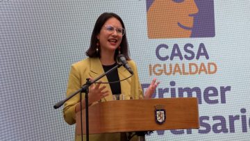 02032417 DISCURSO ALCALDESA HASSLER EN ANIVERSARIO DE LA CASA IGUALDAD 03