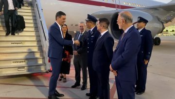08032401 LLEGADA PEDRO SÁNCHEZ A CHILE 04 (1)