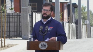 12032405 PRESIDENTE BORIC ENTREGA CONJUNTO HABITACIONAL EN LINARES 04