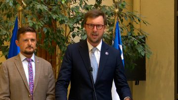 1232421 DECLARACIONES DIPUTADOS REPUBLICANOS SHUBERT Y SÁNCHEZ 09