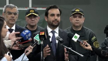 21032402 AUTORIDADES SOBRE OPERATIVO DE INTERVENCIÓN EN SANTIAGO 1 (3)
