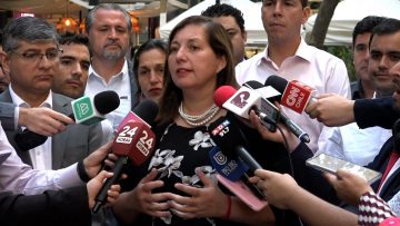 25032403 OFICIALISMO SE REÚNE CON ALCALDES POR ELECCIONES 01