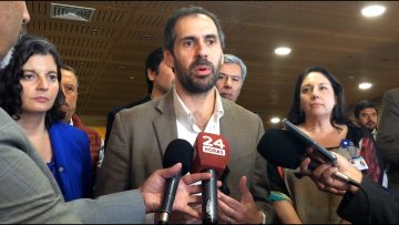 27032418 DECLARACIONES TRAS REUNIÓN DEL MINISTRO GRAU EN HOSPITAL LAS HIGUERAS 17