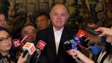 03042401 SNA SE REÚNE CON DIRECTORES DE LO VALLEDOR Y LA VEGA CENTRAL (7)