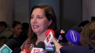04042404 PAULINA VODANOVIC TRAS LANZAMIENTO DE LABORATORIOS MUNICIPALES 01