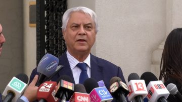 04042408 DECLARACIONES DIPUTADO JAIME NARANJO EN LA MONEDA 06