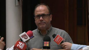 06042407 DECLARACIONES DIPUTADO ALBERTO UNDURRAGA POR MUNICIPALES 02