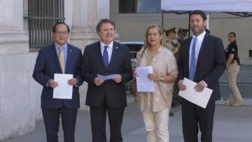 08042403 DIPUTADOS UDI POR URGENCIA PARA PROYECTO DE REBAJA DE PARLAMENTARIOS 18