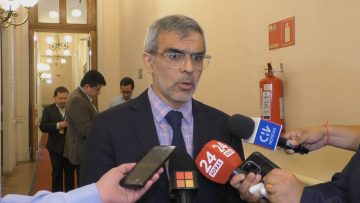 08042409 DECLARACIONES MINISTRO DE JUSTICIA LUIS CORDERO EN EL EX CONGRESO 04