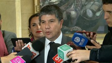 090424C08 DECLARACIONES SUBSECRETARIO MONSALVE EN EL CONGRESO 11