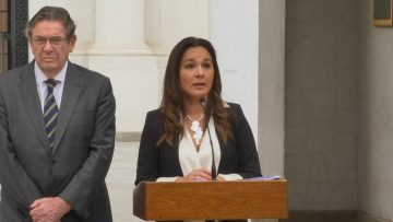 13042401 CANCILLER (S) TRAS REUNIÓN CON EMBAJADOR GAZMURI Y PRESIDENTE BORIC 20