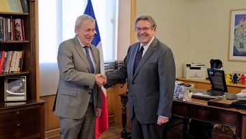 16042413 APOYO REUNIÓN CANCILLER VAN KLAVEREN Y EMBAJADOR GAZMURI 06