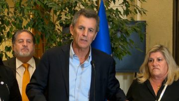 160424C05 DIPUTADOS COMITE SOCIAL CRISTIANO E INDEPENDIENTES POR CENSURA A LA MESA DE LA CAMARA DE DIPUTADOS 19