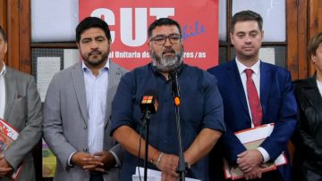 22042402 BANCADA SOCIALISTA SE REÚNE CON PRESIDENTE DE LA CUT (4)