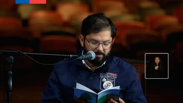 23042406 PRESIDENTE BORIC ENCABEZA CEREMONIA POR EL DÍA NACIONAL DEL LIBRO 20