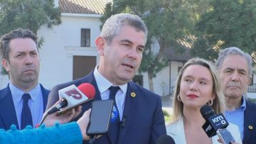 24042404 AMARILLOS ENTREGA APOYO A CATALINA SAN MARTÍN