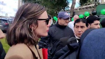 27042428 MINISTRA VALLEJANDO EN LOS ALAMOS 05