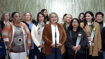 10052409 MINISTRAS PARTICIPAN EN CONVERSATORIO DE PENSIONES EN EL MARCO DEL DÍA DE LA MADRE 6