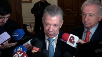 16052404 DECLARACIONES FELIPE LARRAÍN Y EXPRESIDENTE SANTOS 3