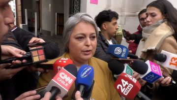 27052404 DECLARACIONES DE LA MINISTRA JEANNETTE JARA 01