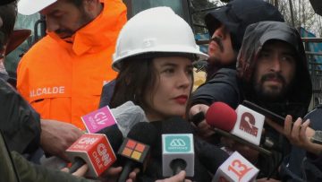 13062411 AUTORIDADES SUPERVISAN LOS TRABAJOS EN EL CANAL SANTA MARTA 2