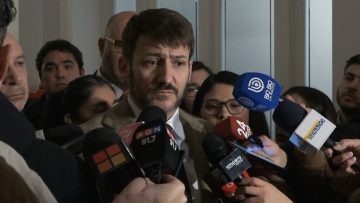 010724C01 MINISTRO DE ENERGÍA SOBRE MESA DE TRABAJO POR TARIFAS ELÉCTRICAS 06 (1)