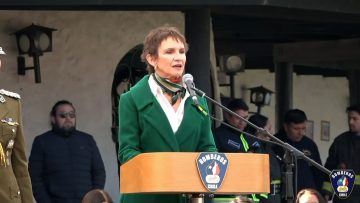 06072404 MINISTRA TOHÁ ASISTE A CAMBIO DE DIRECTIVA NACIONAL DE BOMBEROS 12